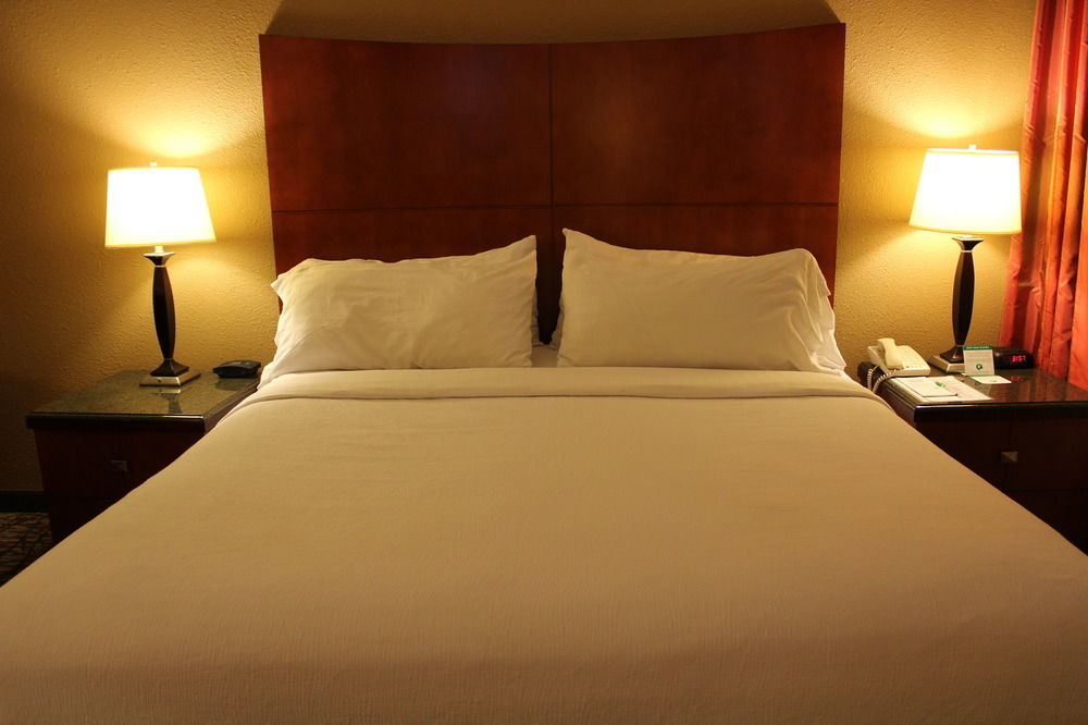 Holiday Inn - Memphis Downtown - Beale St. By Ihg Exterior foto
